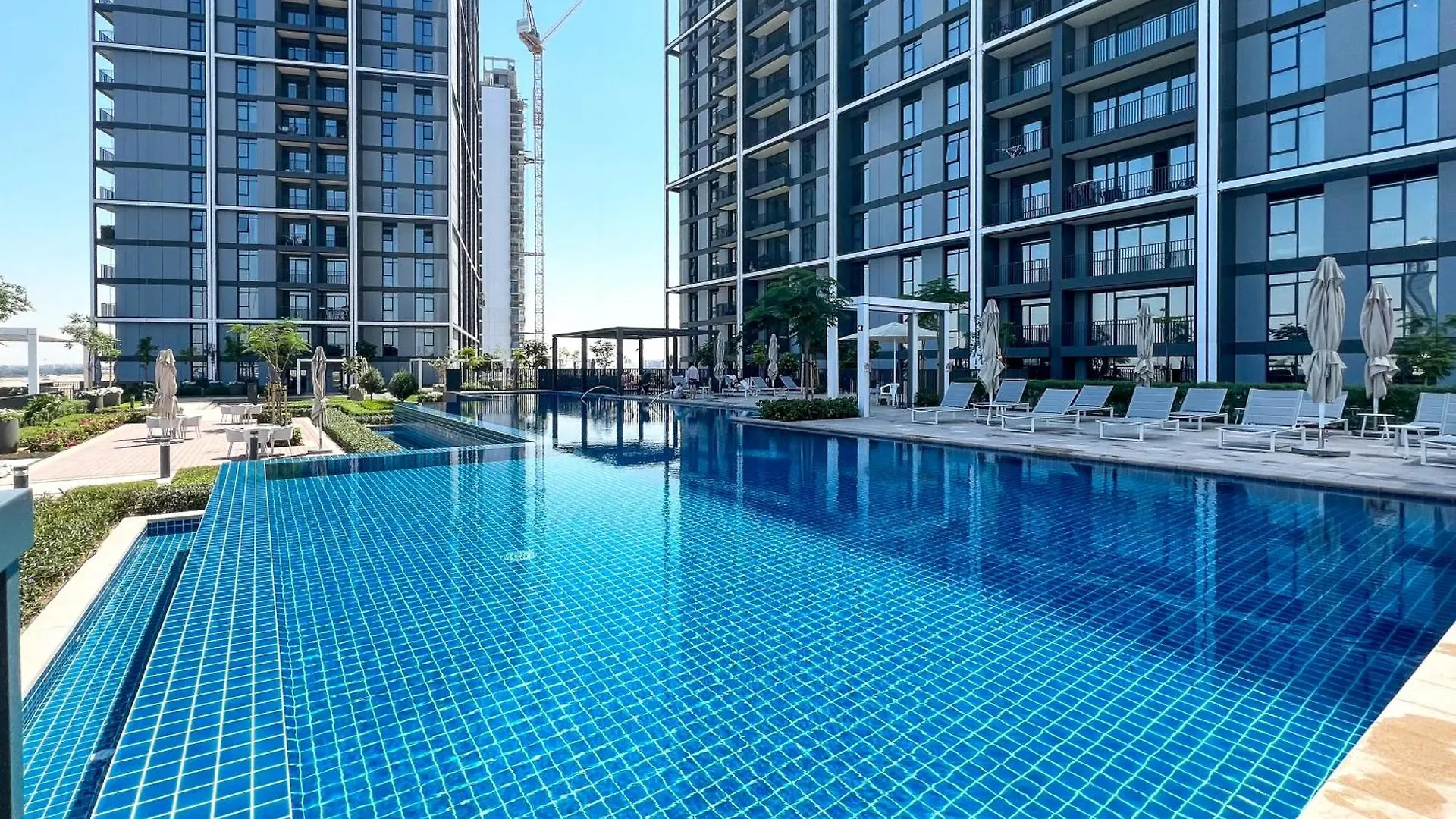 Elegant 1 Bedroom In Creek Edge Dubai